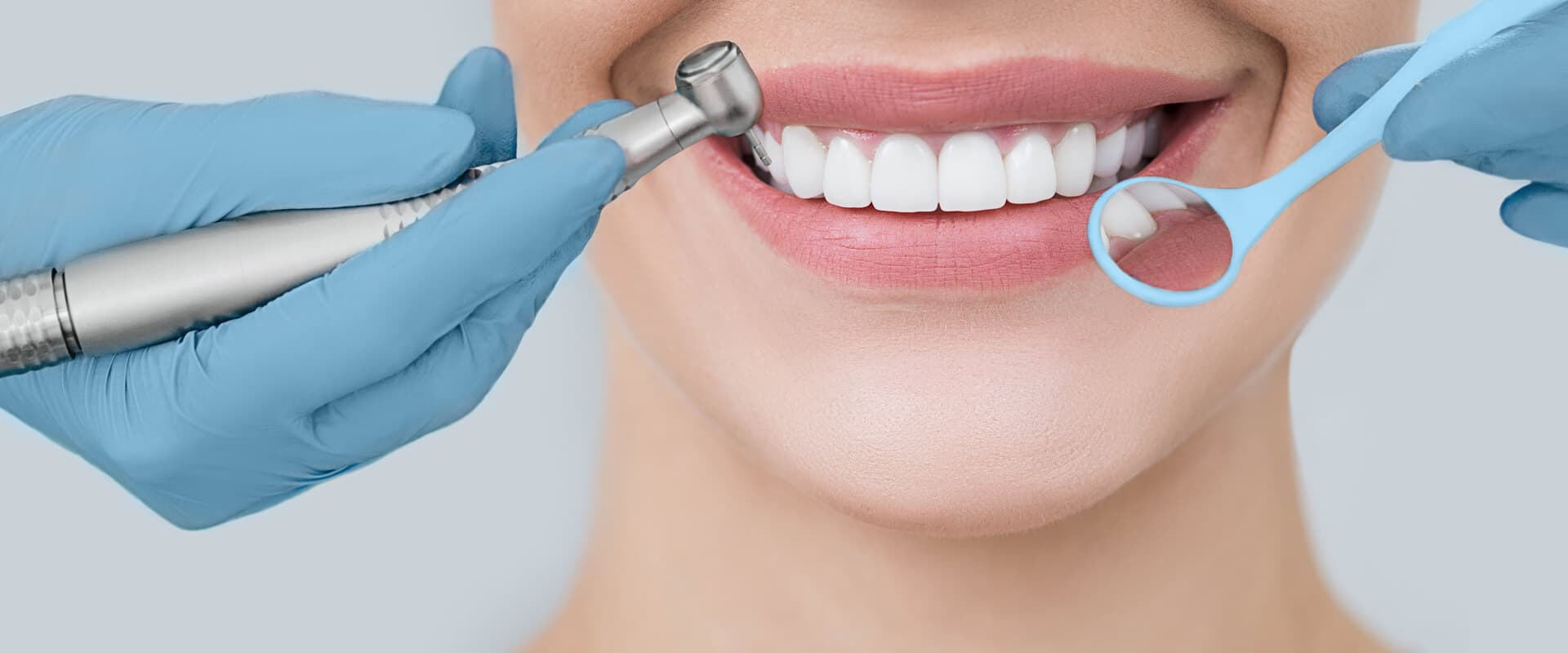 Exploración y diagnóstico dental en O Rosal